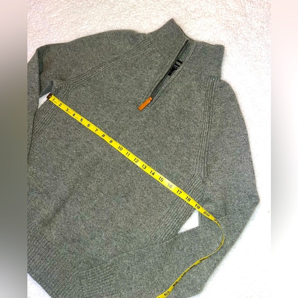 Banana Republic Italian Wool Blend Quarter Zip Heather Green Sweater Men’s Med. - Picture 6 of 7